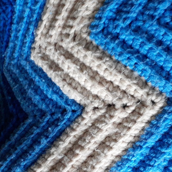 Vintage Huge hand crotched throw - Picture 2 of 4